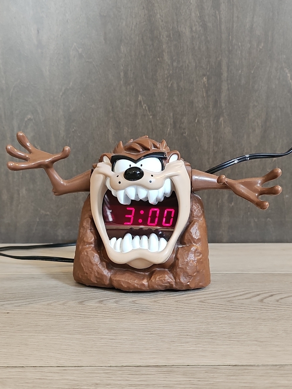 1995 Westclox Looney Tunes Taz Tasmanian Devil Digital Alarm Clock - Tested